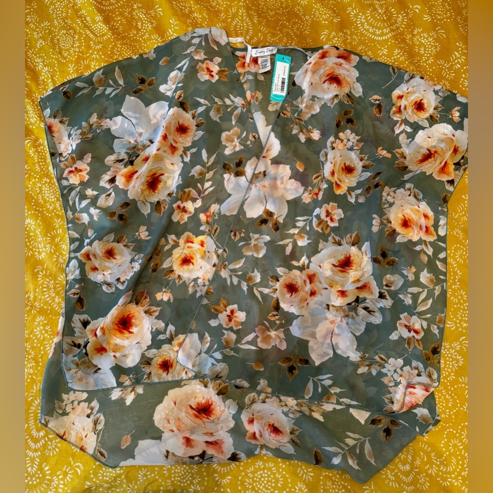 Floral Kimono 👘